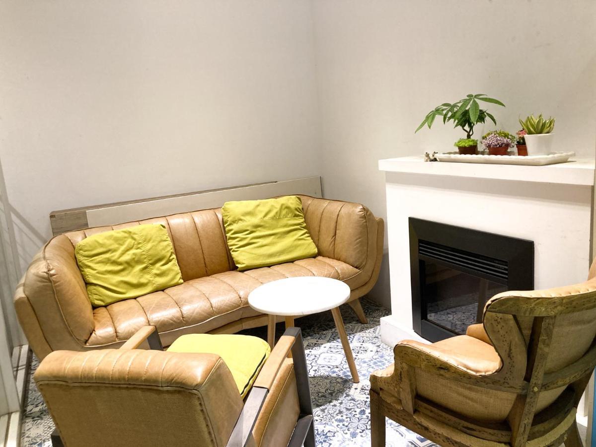 4Plus Hostel Taipei Extérieur photo
