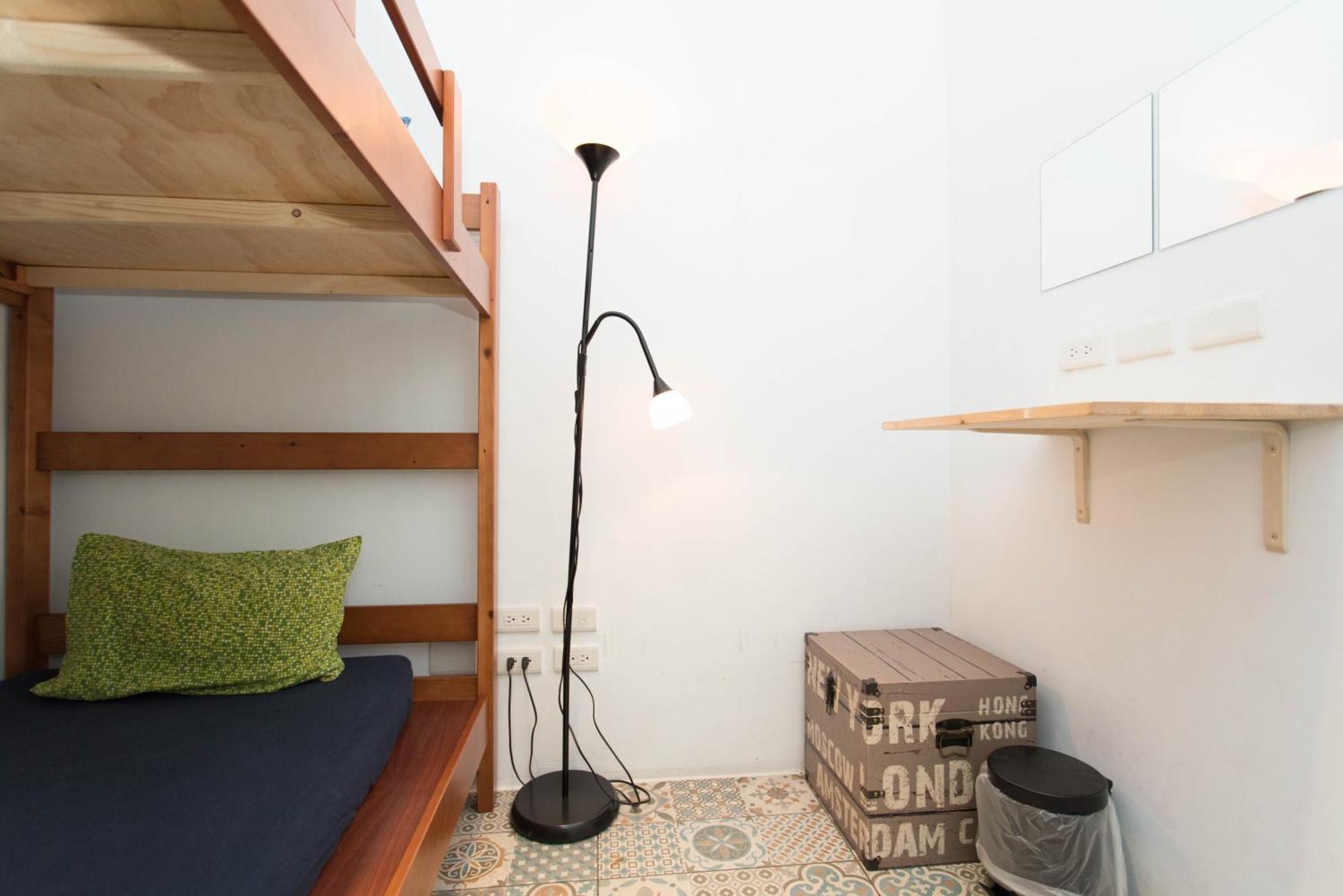 4Plus Hostel Taipei Extérieur photo
